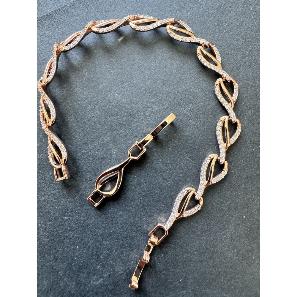 585 14K RG Rolled Gold Stamped Twisted Vine Heart Link Adjustable Bracelet
